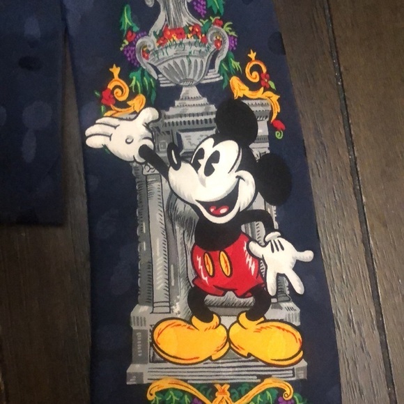 Mickey Mouse Tie - Picture 2 of 4